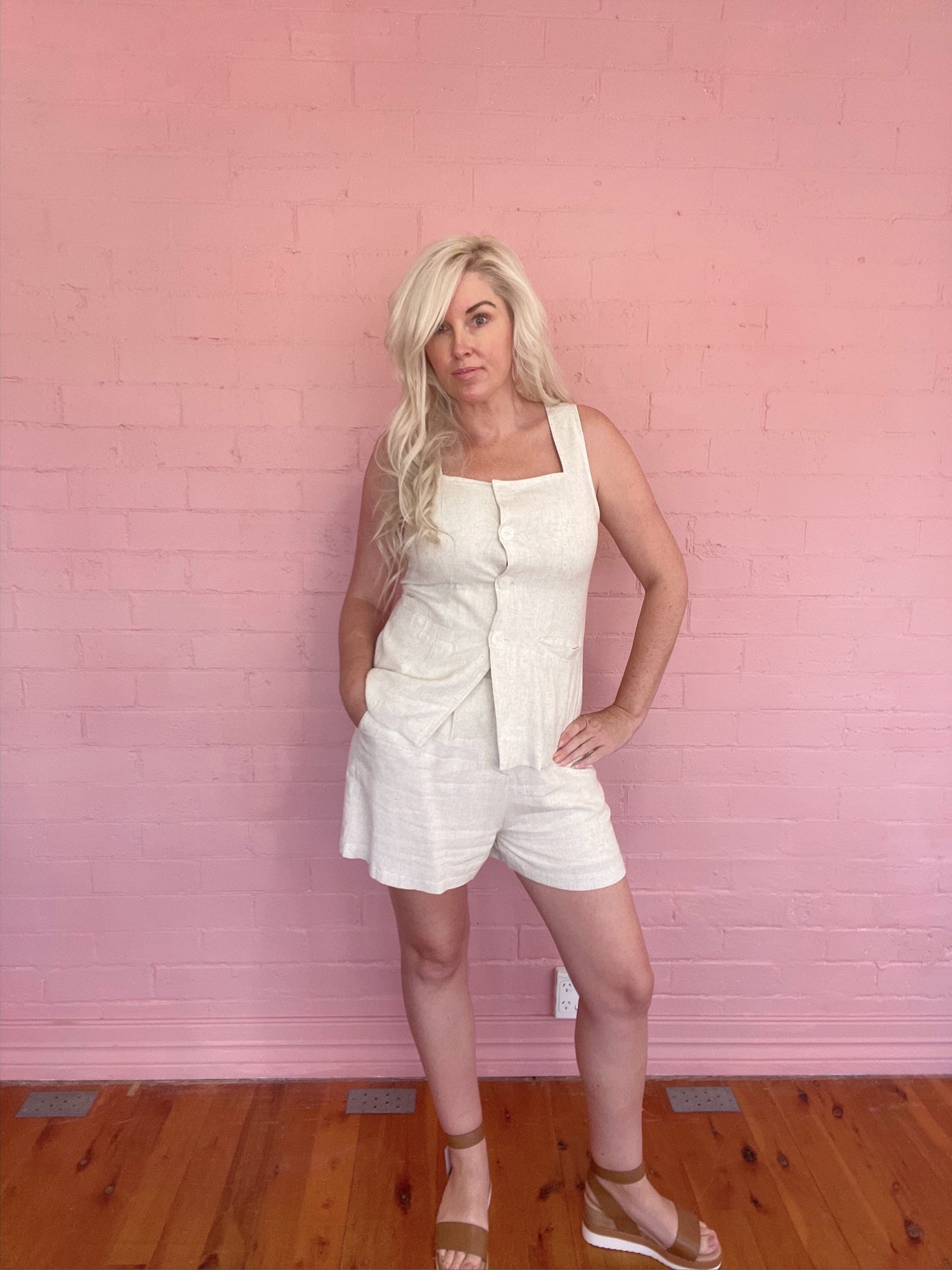 Charli Linen short