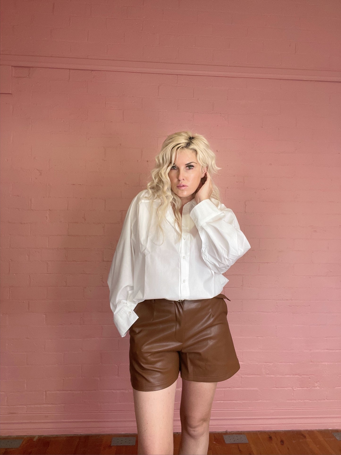 Harper Faux Leather Belted Shorts – Chestnut